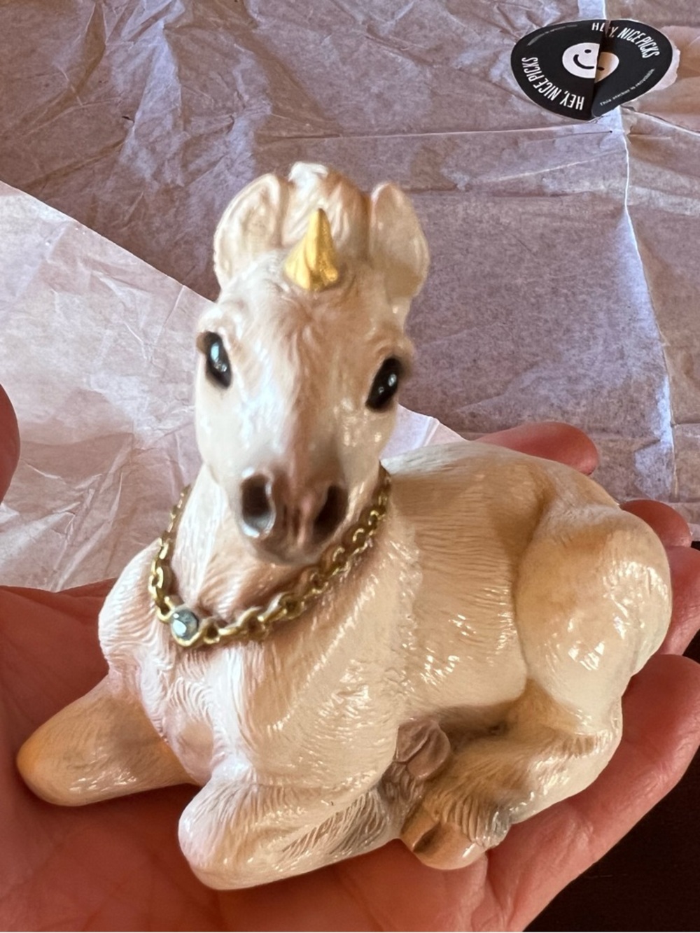 Like New Vintage White Ceramic Baby Unicorn Figurine with Gold Accents - Picture 8 of 9